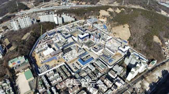 공사가 진행 중인 원당1구역 전경