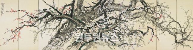 제25회 광양매화축제서 엄재권 화백 민화 특별전