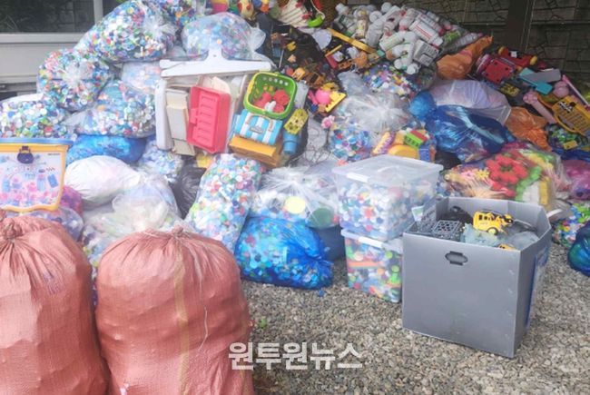 폐플라스틱 수거로 독거 어르신 낙상방지 안전바 제작 앞장