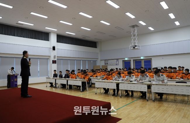 신안소방서 “1분기 직장교육훈련 및 신규 소방공무원 임용식 실시”