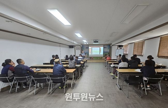 영주시는 3월4일부터 20일까지 2026년 ‘축산기술 심화교육’ 교육생을 모집한다(축산기술 심화교육 진행모습)