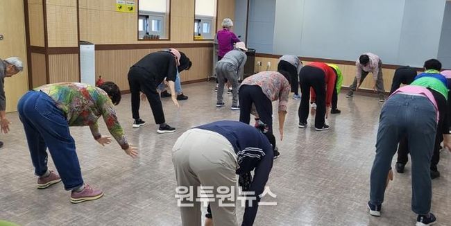 평택시 송탄치매안심센터, 2026년 치매 예방 교실 '봄특강' 운영