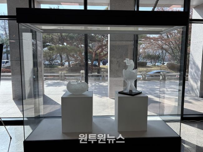 전남대 박물관, 유리로 인간의 내면을 비추다