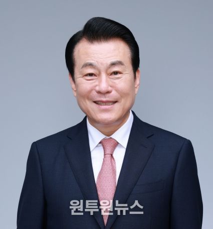 신임 운영위원장 고상구