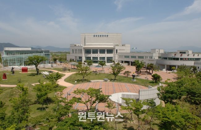 을숙도문화회관 전경