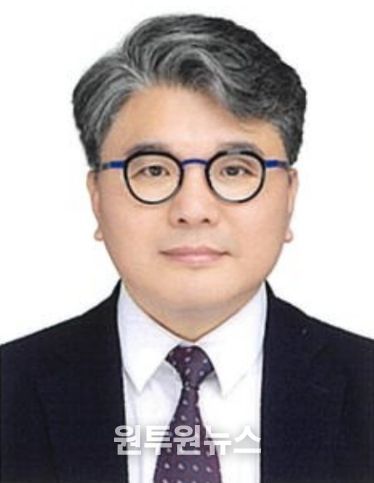 변종필 서귀포공립미술관장