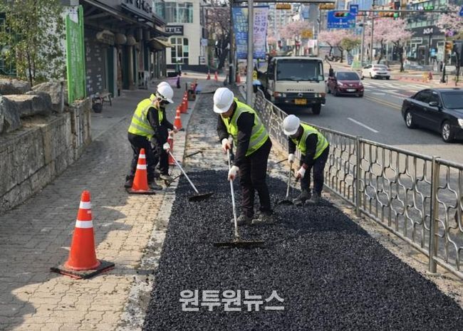 익산시, 인도 정비 본격…안전한 보행 환경 조성