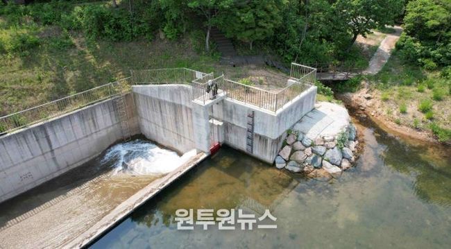 저수지 안전점검 사진