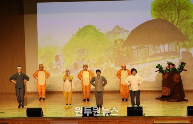 2025년 도서관 문화예술 동아리 활동(전국대회 공연-광주광역시 서구 상록도서관 ’초록동화구연반‘ 동아리)