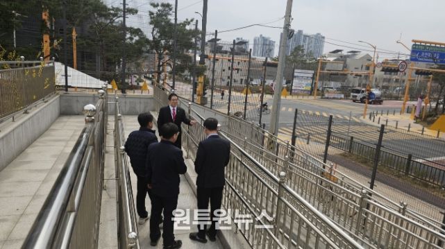 과천갈현초 운동장 장애인 출입구 개선 추진... 김현석 의원 “아이들 공간, 제대로 돌려드리겠다”