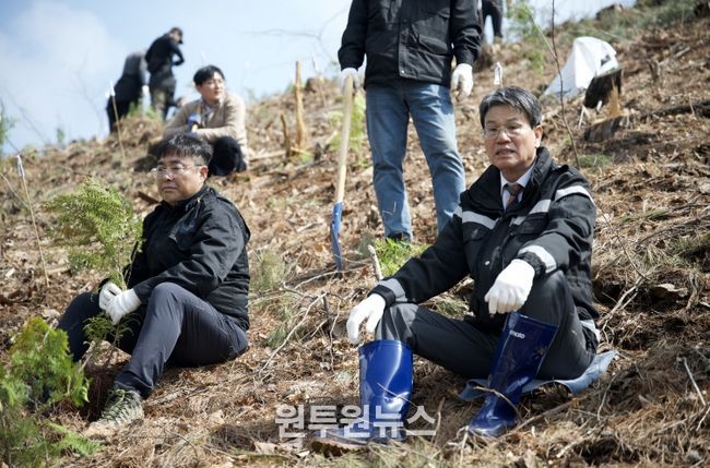 청양군, 제81회 식목일 기념 ‘희망의 나무 심기’ 행사 개최