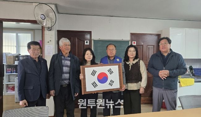 포천시 바르게살기운동 가산면위원회, 경로당 태극기 달기 운동 전개