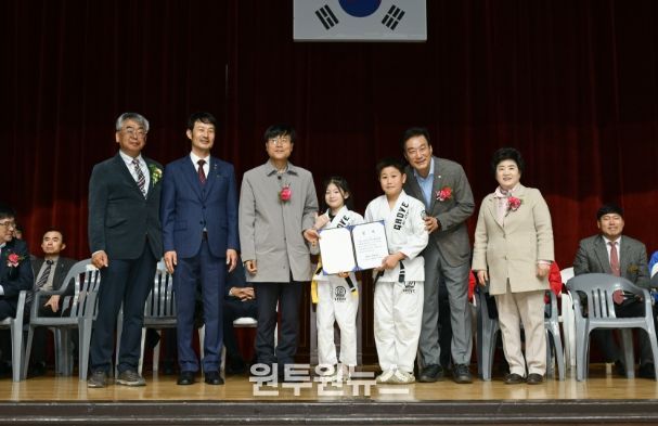 열띤 승부와 화합의 장...거제시장배 전국 주짓수대회 성료