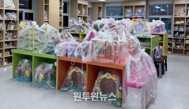 충남 계룡복합문화센터 내 ‘장난감도서관’ 운영 모습