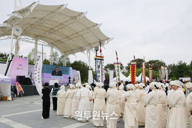 ‘제43회 경남민속예술축제’신명 나는 개막